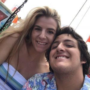 Meet your Posher, Danielle